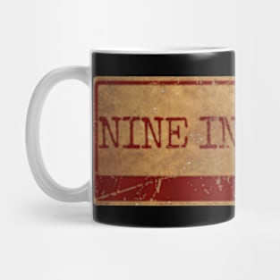 nine inch nails Text gold siple retro, vintage Mug